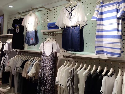 廣州品牌服裝連鎖店,香炫兒女裝加盟開啟吸財模式